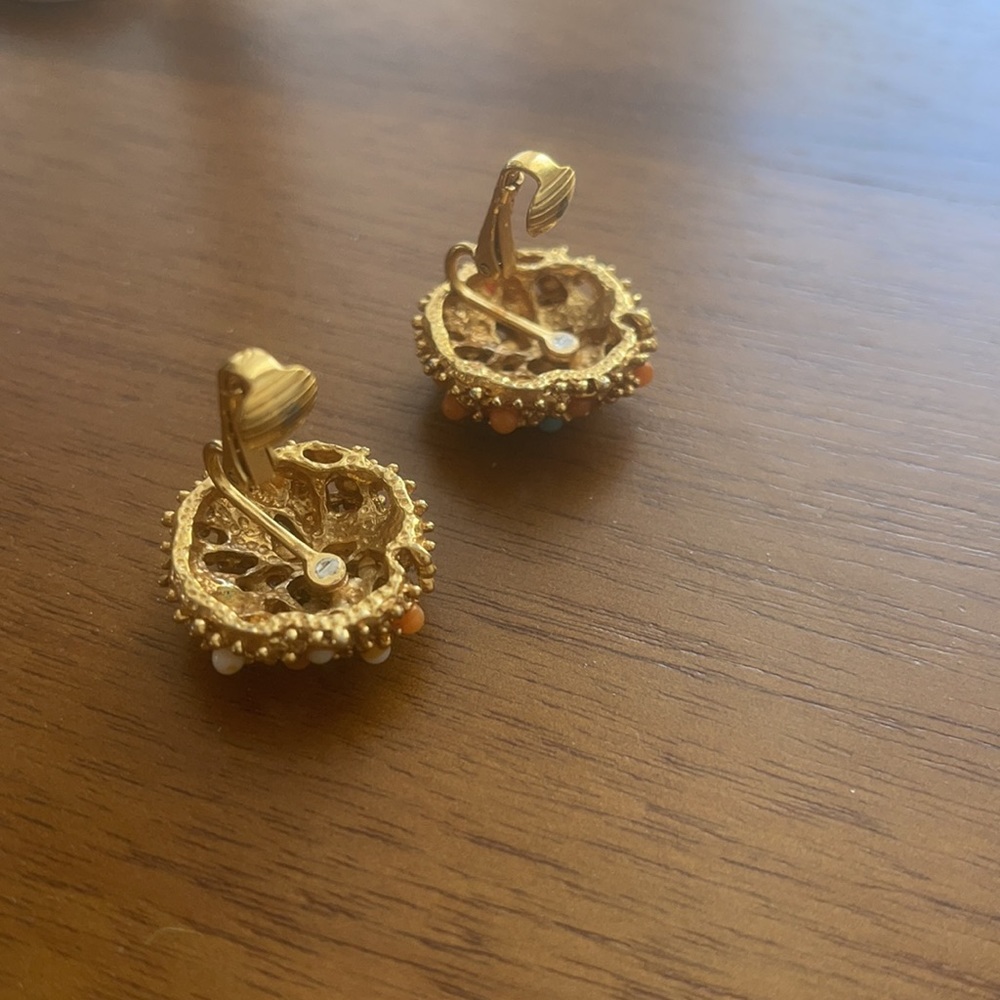 Vintage Earrings - Picture 6 of 7